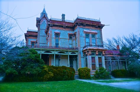 Waggoner Mansion | Decatur, TX ricardo-ruiz-de-porras.artist… | Flickr