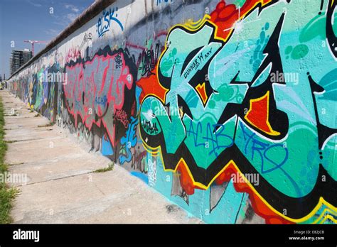 Germany, Berlin, Friedrichshain, graffities at East Side Gallery Stock ...