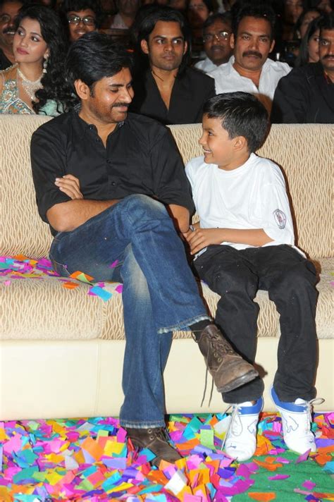 Tollywood Full Show: pawan kalyan with his son..