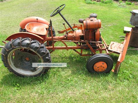 Vintage 1952 Power King Economy Tractor W/ Blade & Plow Vgc Wisconsin Motor Fine