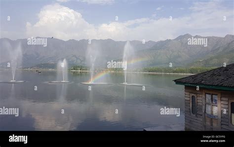 Dal Lake Kashmir Stock Photo - Alamy