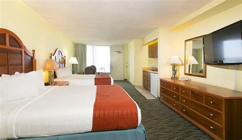 Perry's Ocean Edge Resort | Rooms & Suites | Daytona Beach Resort