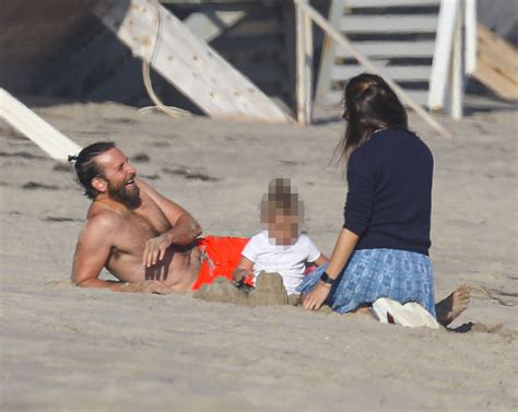 Jennifer Garner gets cozy with a shirtless Bradley Cooper after she ...