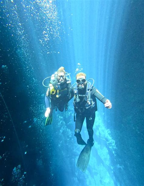 Cenote Diving in Tulum: A COMPREHENSIVE Guide [2024]