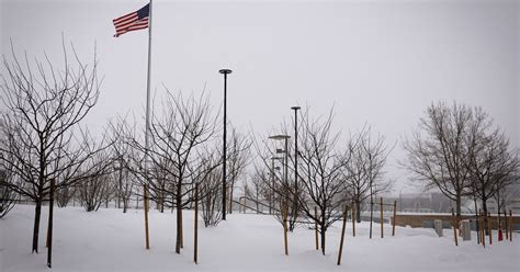 Winter storm in US leaves many without power | Reuters