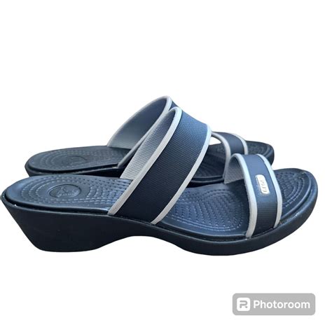 Crocs Black Madeira Wedge Sandals Comfort Women Size 7 - Gem