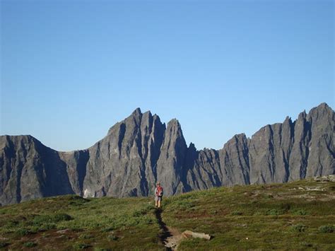 Hiking Sahale Arm | NPS-O'Casey | Park Ranger | Flickr