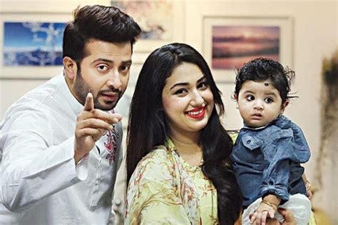 Shakib Khan Height, Weight, Age, Wife, Son, Family, Affairs, Biography ...