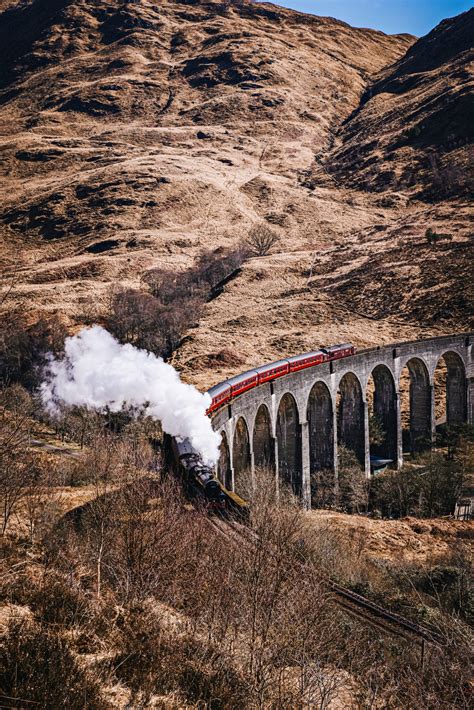 The Hogwarts Express – Glenfinnan Viaduct | Landscapes & Milkshakes