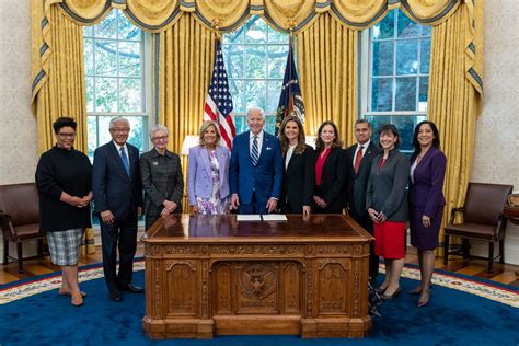 NAM President Victor J. Dzau Attends Oval Office Signing of ...