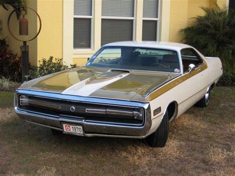 1970 Chrysler 300 Hurst 1600x1200 - Wallpaper - Mopars Of The Month Wallpaper