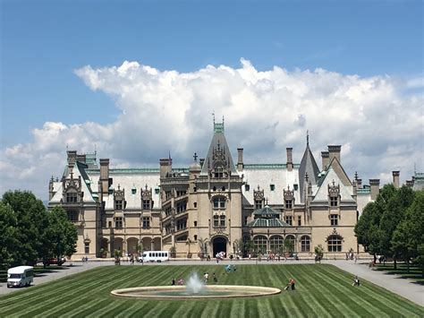 Tips For Visiting Biltmore Estate » Suitcase and a Map