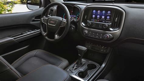 First Photos Of 2021 GMC Canyon AT4 And Denali Interior | GM Authority