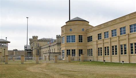 Three Injured in Waupun Correctional Incident | Daily Dodge