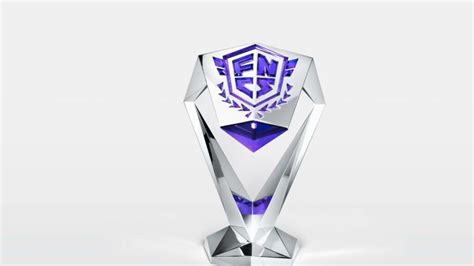 Fortnite と Swarovski が協力して FNCS Invitational のトロフィーを作成 - Moyens I/O