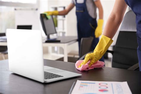 Commercial vs Residential cleaning: What’s the difference?