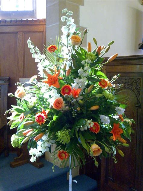 Flower Arrangements For Church | Flowersandflowerthings