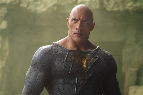 Dwayne Johnson ‘Optimistic’ About a Marvel/DC Crossover Movie | Geek'd Con