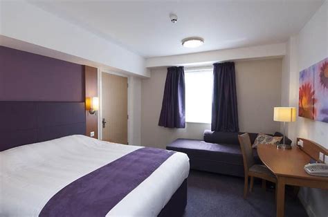 PREMIER INN ABERDEEN CITY CENTRE ABERDEEN: LOW RATES, SAVE ON YOUR STAY