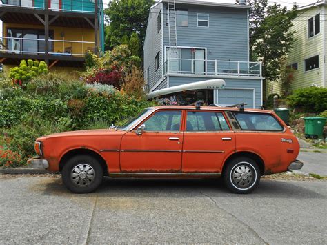 Seattle's Parked Cars: 1976 Datsun 610 Wagon