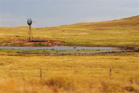 Aqui Estoy: The Sandhills Region, Western Nebraska