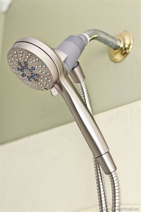 6 Reasons for a Handheld Shower Head | Moen Magnetix - That's What {Che} Said...