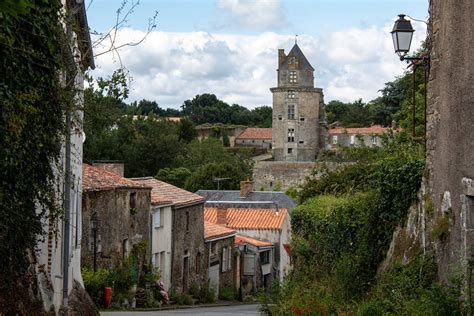 Church in Quaint Town · Free Stock Photo