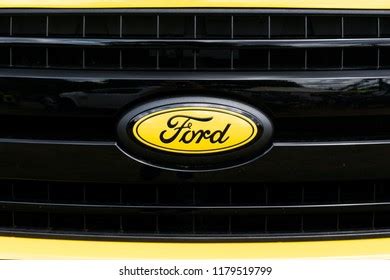 Ford ST Logo Vector (.AI) Free Download