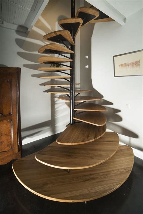 40 Breathtaking Spiral Staircases To Dream About Having In Your Home