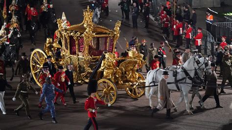 Huge Coronation rehearsal takes place overnight in London