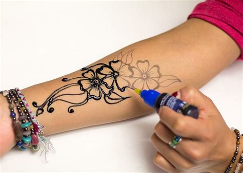 Image result for henna | Henna tattoo kit, Henna tattoo designs, Henna ...