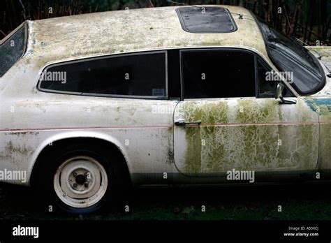 Reliant scimitar car hi-res stock photography and images - Alamy