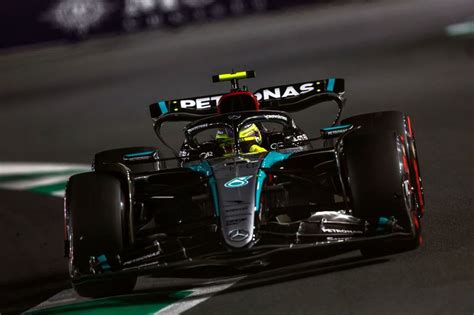 Hamilton: Bouncing still spoiling potential of Mercedes W15 F1 car