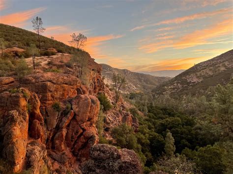 Best Pinnacles Hiking Trails: A Pinnacles National Park Hiking Guide