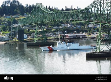 Coast Guard Cutter Bertholf Stock Photo - Alamy