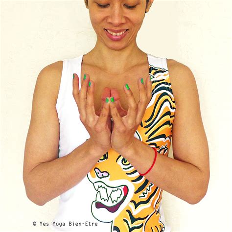 Ouvrez votre coeur avec PADMA MUDRA - Yes Yoga Bien Etre