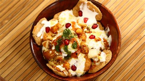 dahi-papdi-chaat-recipe-to-make-at-home