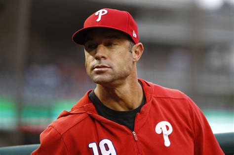 Giants hire Gabe Kapler as next manager