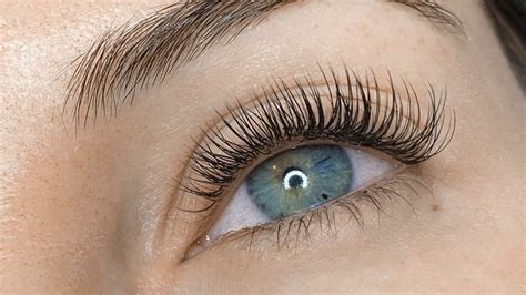 Brisbane Brides Not Sure What Lash Extensions Will Suit