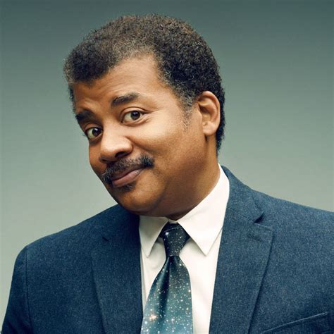 'Physicist' Neil de Grasse Tyson Keeps Job After Getting Physical ...