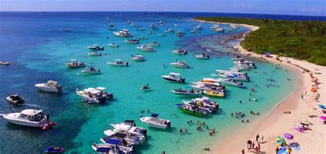 Cayo Icacos Island, Fajardo, Puerto Rico | BoricuaOnline.com