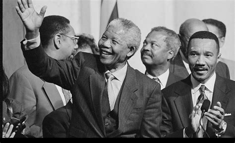 Which Best Describes Nelson Mandela in Ending Apartheid - CeceliakruwMack