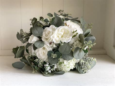 White and Green Wedding Flowers — Laurel Weddings