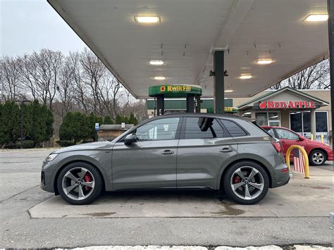 2023 Audi SQ5 Prestige- Chronos Gray Metallic!! Every option available ...