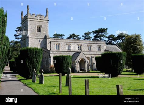 Bovingdon hertfordshire hi-res stock photography and images - Alamy