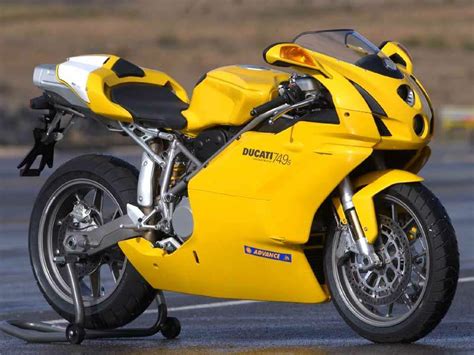 DUCATI 749S (2004-2005) Specs, Performance & Photos - autoevolution