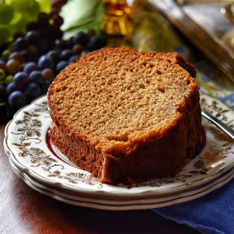 Honey Cake Recipe [Tested until Perfect] - She Loves Biscotti