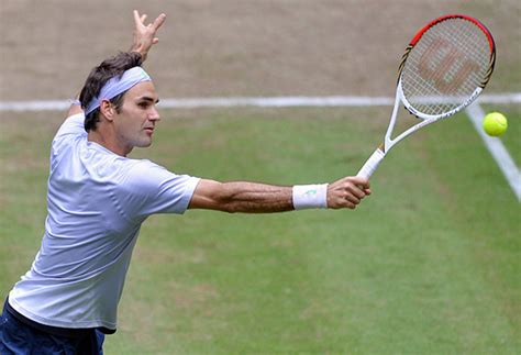 Roger Federer to try new, larger racket - Sports Illustrated