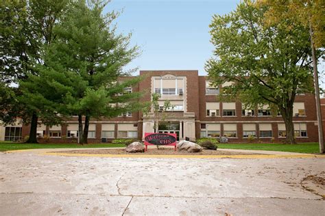 Centerville-High-School(1950x1280) - Centerville Community School District