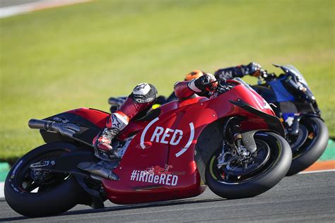 MotoGP Gallery: All The Best Shots From Valencia - Bike Review